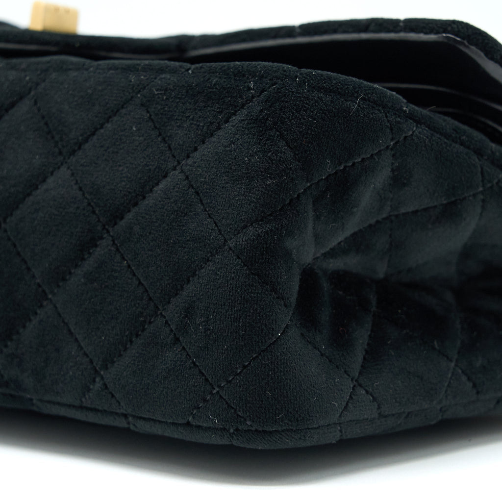 CHANEL SMALL 2.55 REISSUE FLAP BAG VELVET BLACK GHW