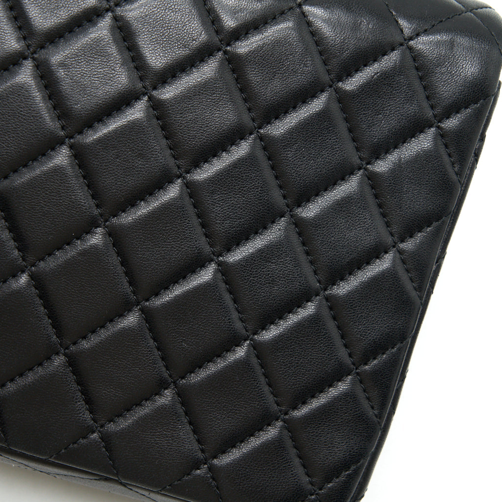 CHANEL QUILTED CC PEARL LOGO SHOULDER FLAP BAG WITH CHAIN