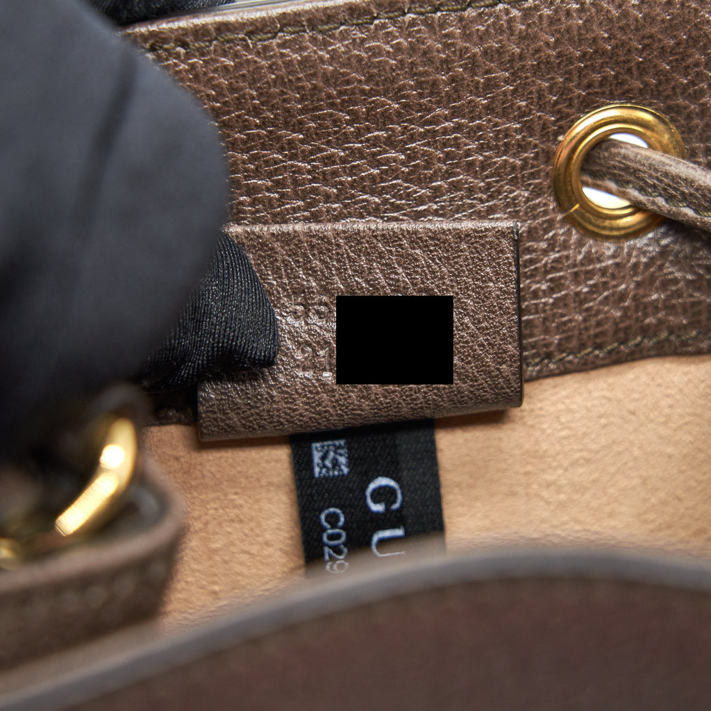 GUCCI MINI OPHIDIA GG SUPREME BUCKET BAG