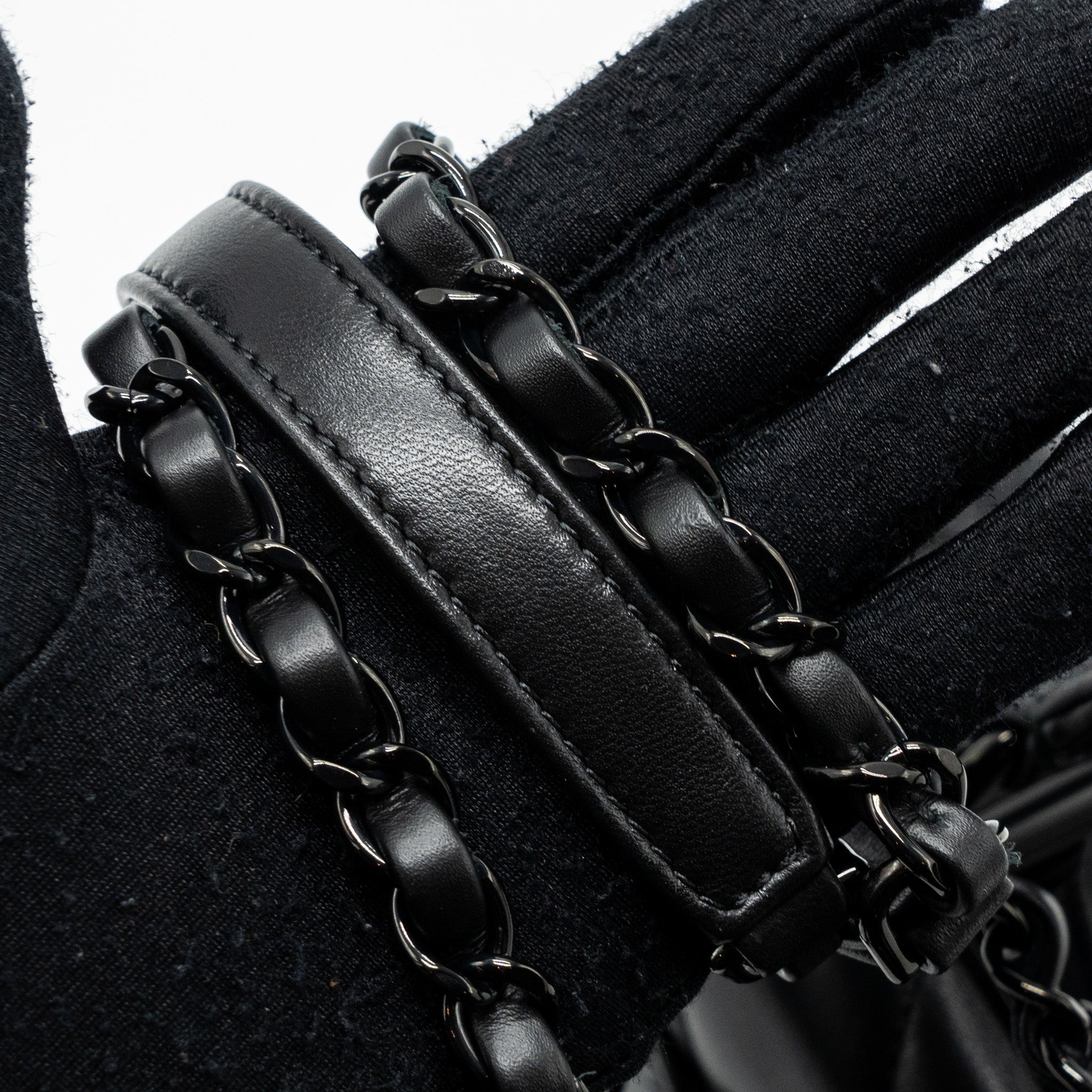 CHANEL SMALL TRENDY CC FLAP BAG LAMBSKIN SO BLACK(MICROCHIP)