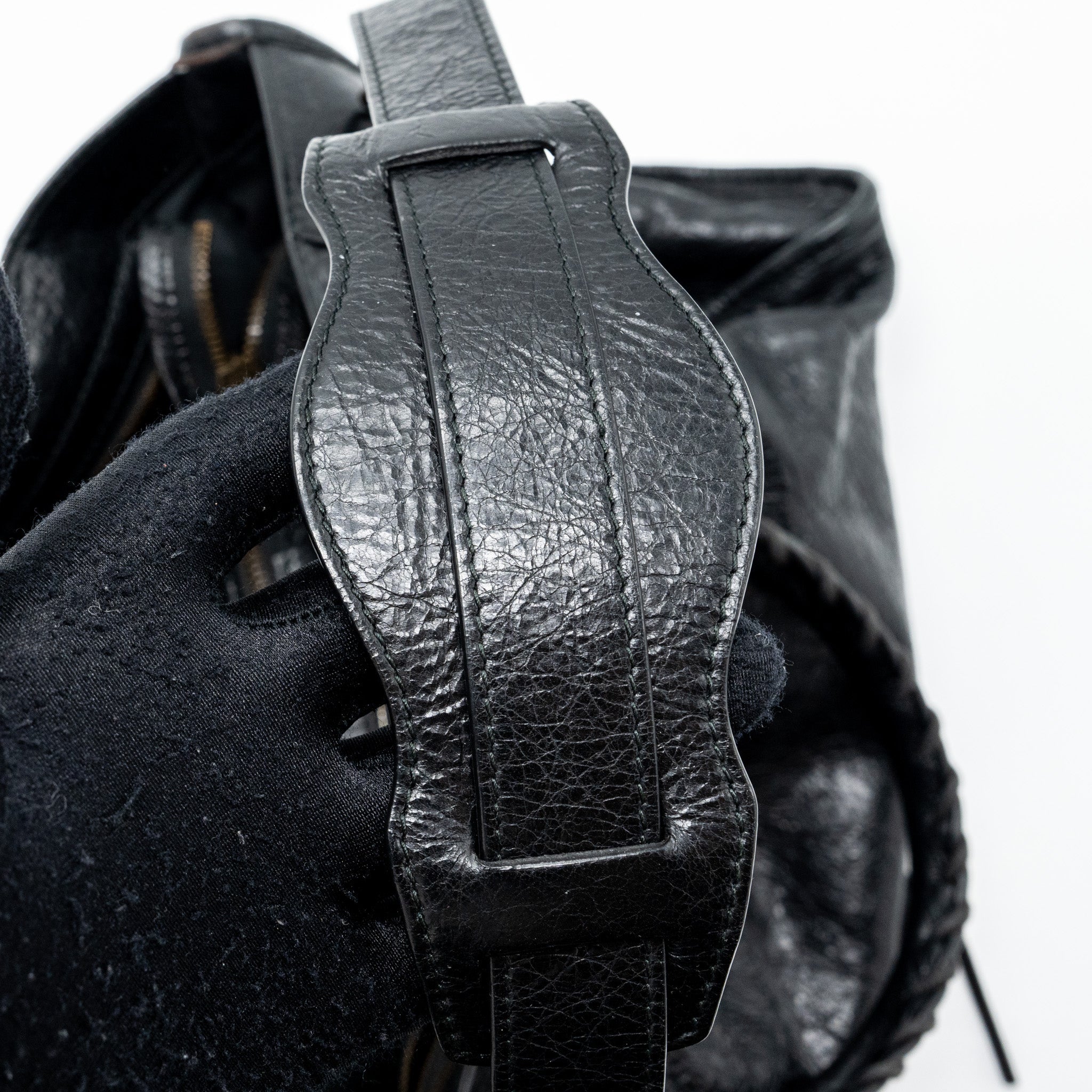 BALENCIAGA CLASSIC CITY BAG LEATHER BLACK RUTHENIUM GOLD HARDWARE