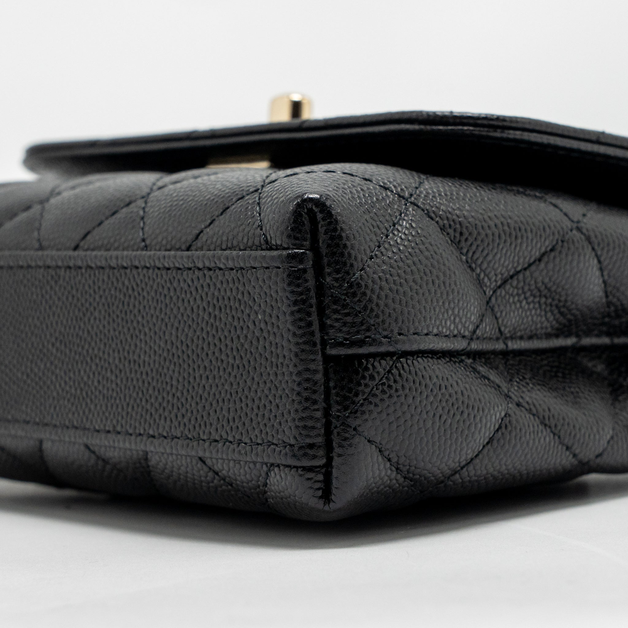 CHANEL COCO HANDLE CLUTCH WITH CHAIN CAVIAR BLACK LGHW (MICROCHIP)