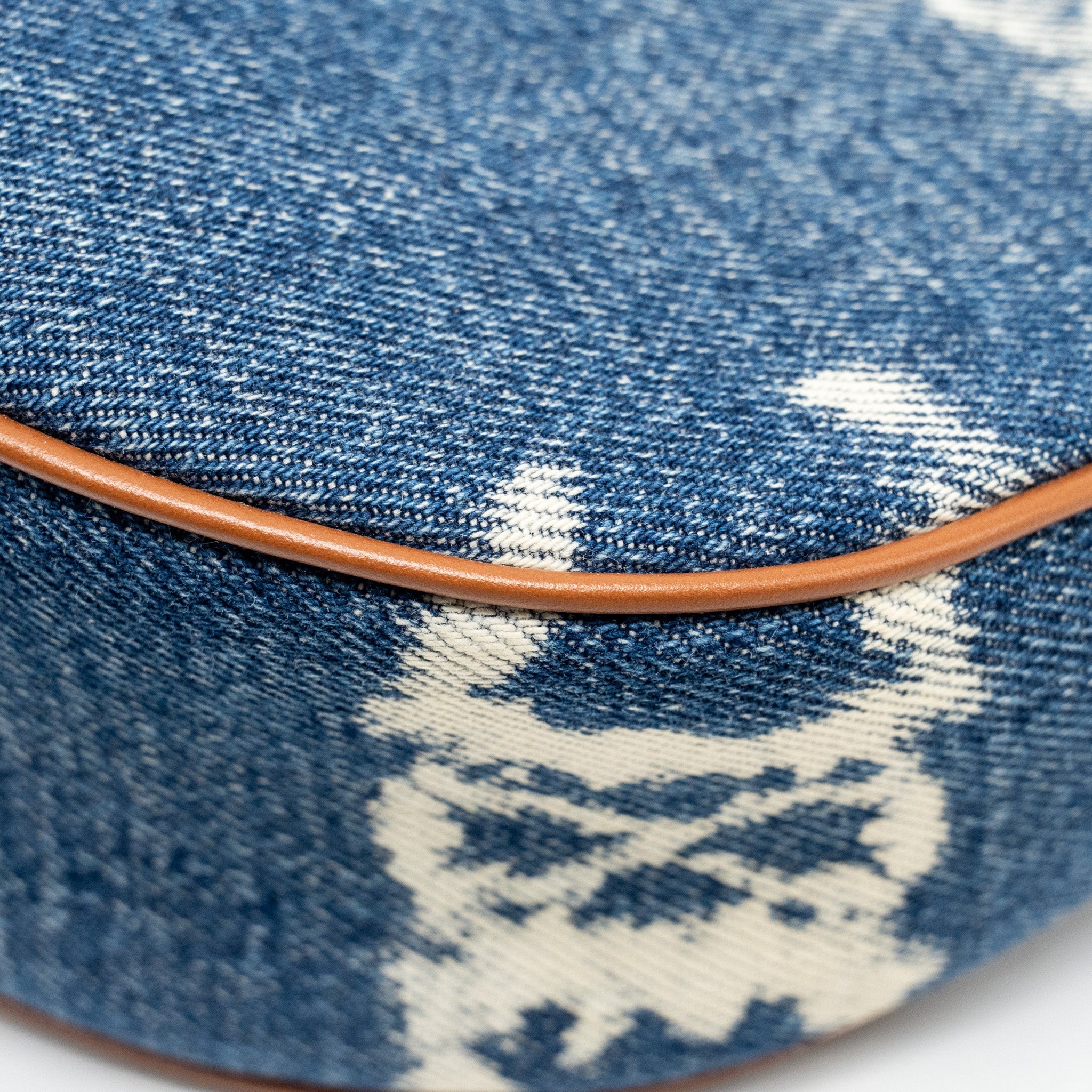 CELINE MEDIUM AVA BAG WITH TRIOMPHE DENIM NAVY/TAN GHW