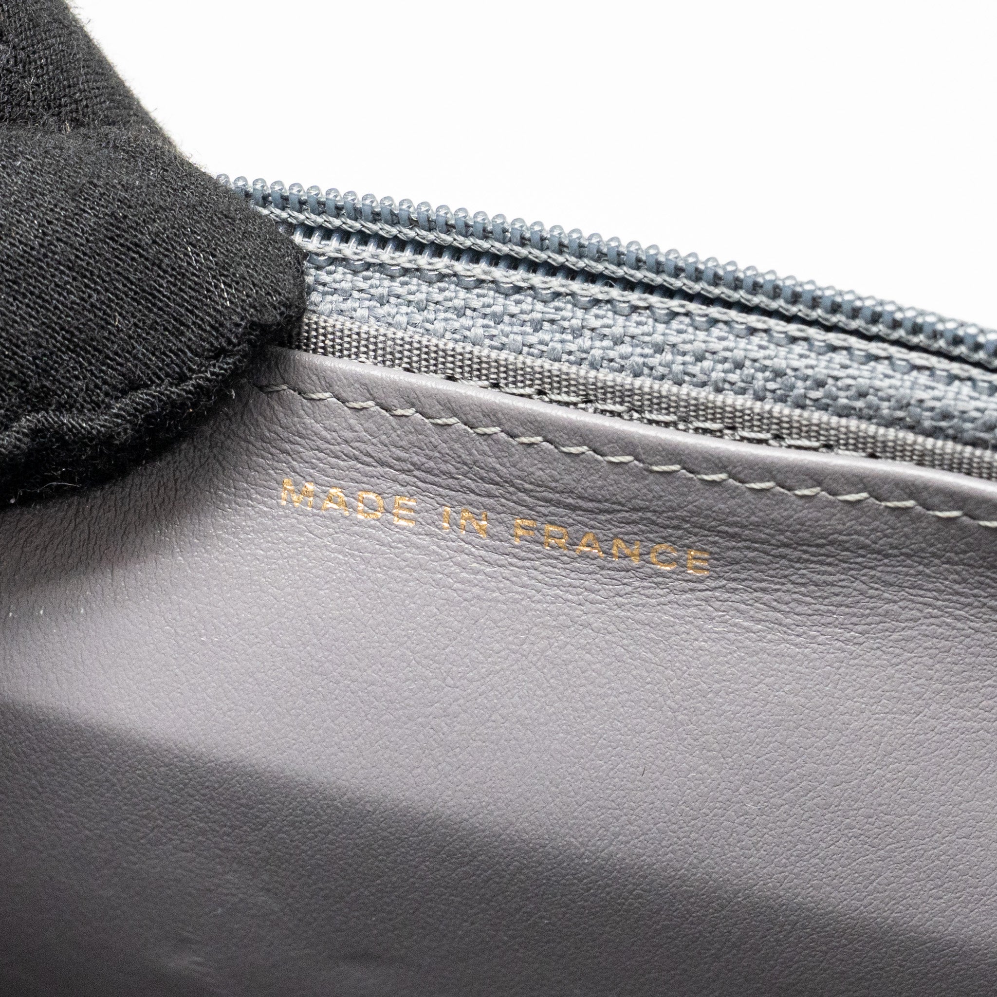CHANEL BOY WALLET ON CHAIN CAVIAR GREY LGHW
