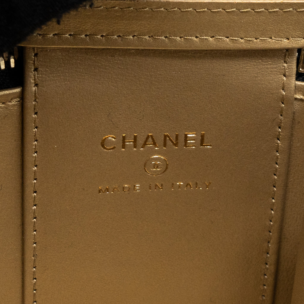 CHANEL PEARL CRUSH MINI VANITY CASE LAMBSKIN BLACK LGHW(MICROCHIP)