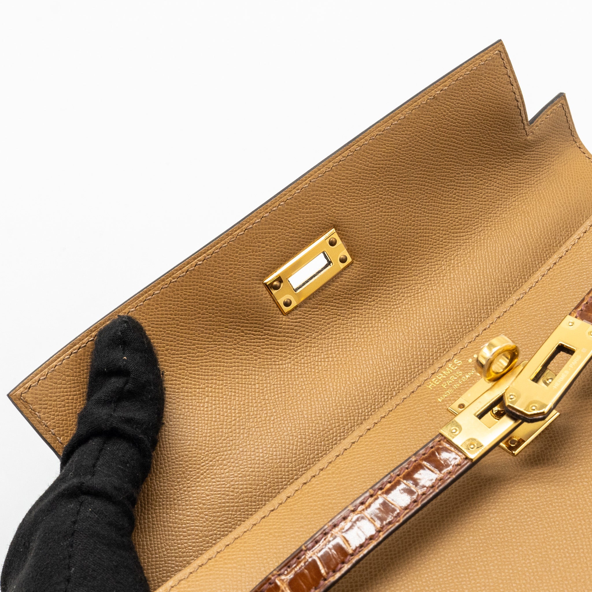 HERMES TOUCH KELLY 25 MADAME/ CROCODILE NILOTICUS CHAI/MIEL GHW