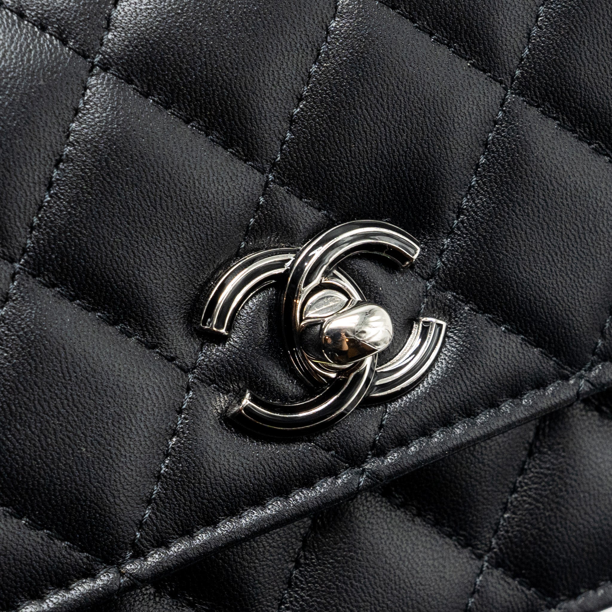 CHANEL TOP HANDLE MINI WALLET ON CHAIN FLAP BAG LAMBSKIN BLACK SHW (MICROCHIP)