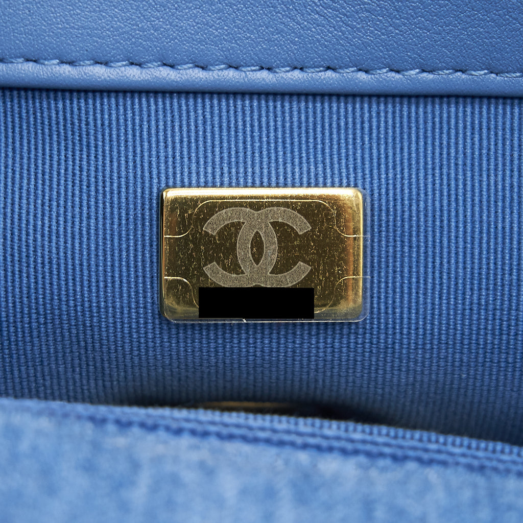 CHANEL 22P DENIM SMALL 19 BAG LIGHT BLUE GOLD/SLIVER HARDWARE