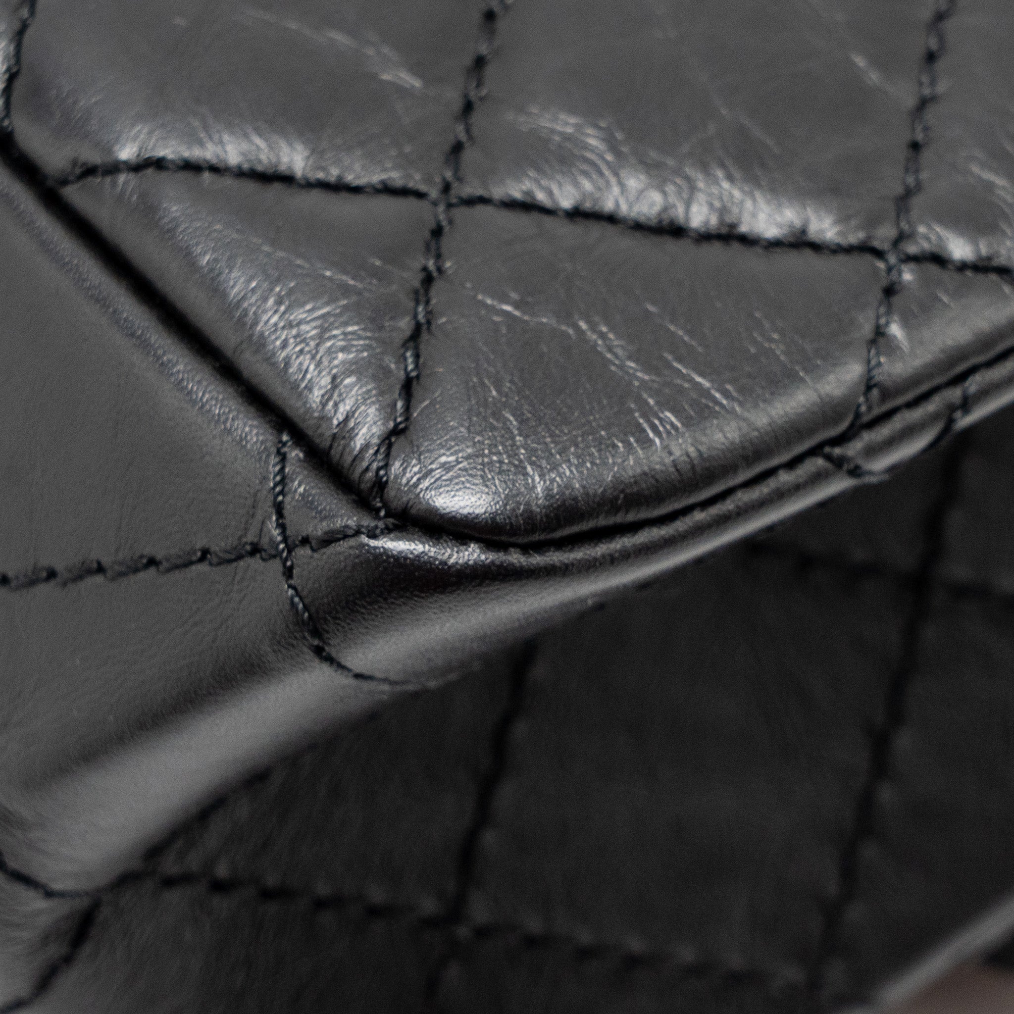CHANEL LARGE 2.55 REISSUE FLAP BAG AGED CALFSKIN BLACK GHW