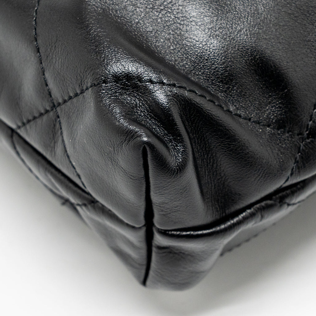 CHANEL MINI 22 BAG SHINY CALFSKIN BLACK GHW (MICROCHIP)