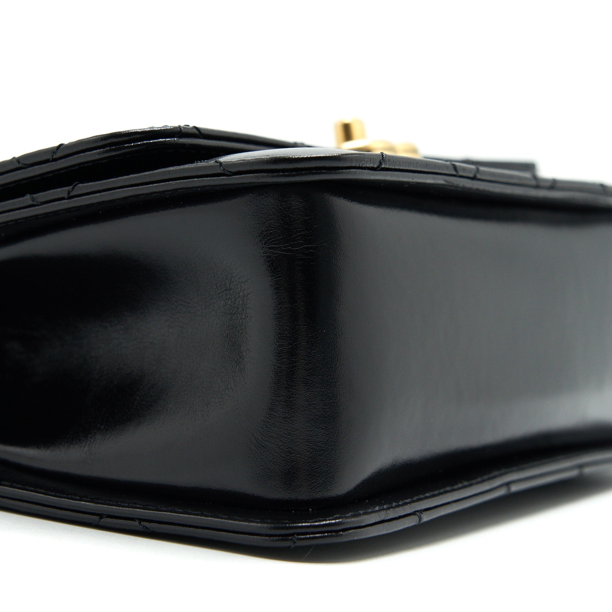 CHANEL 21A GOLD CRUSH MINI FLAP BAG CALFSKIN BLACK GHW