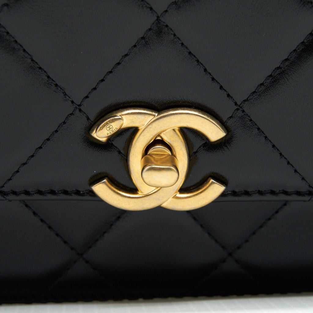 CHANEL 21A GOLD CRUSH MINI FLAP BAG CALFSKIN BLACK GHW