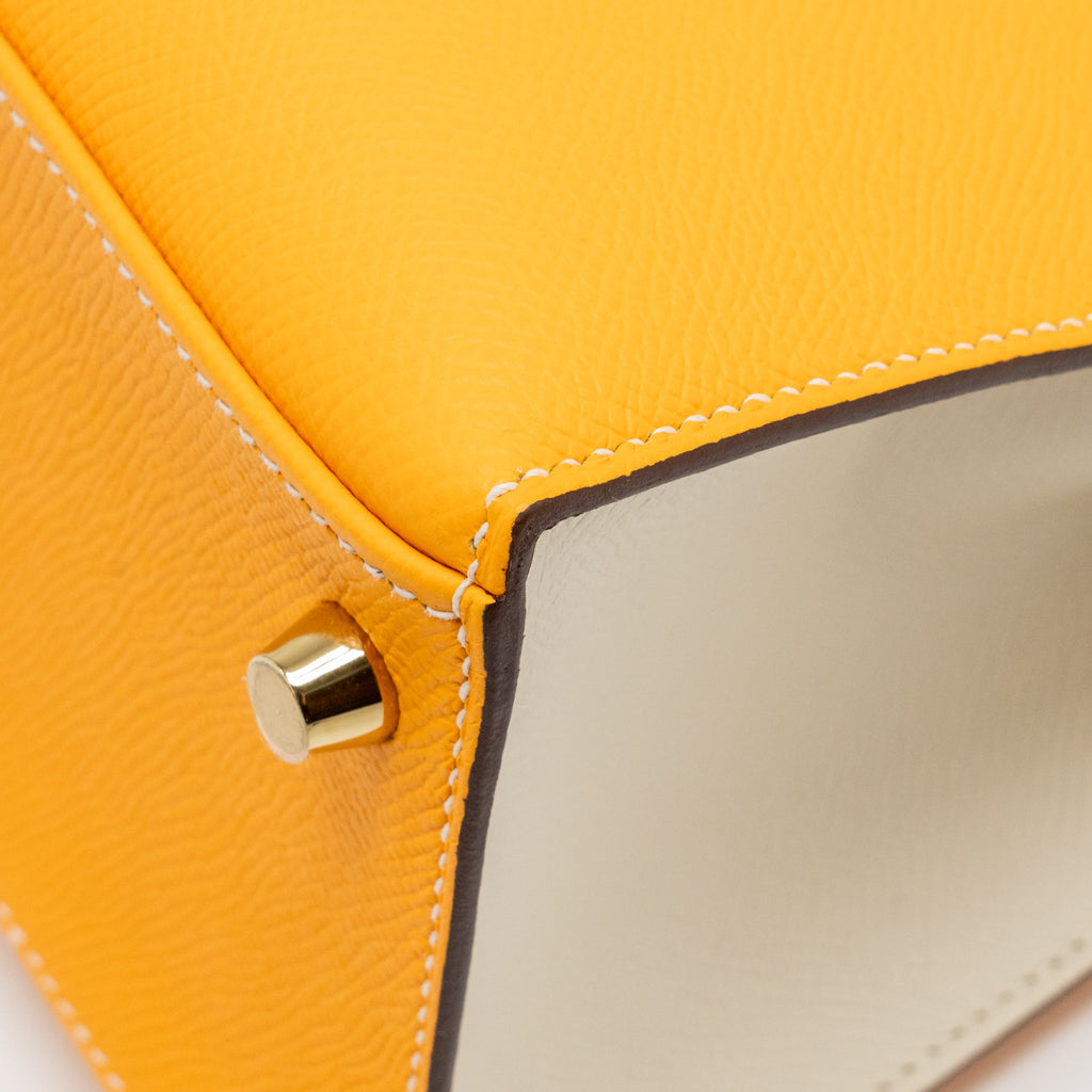 HERMES KELLY 28 SPECIAL ORDER EPSOM JAUNE D’OR/CRAIE BRUSHED GHW