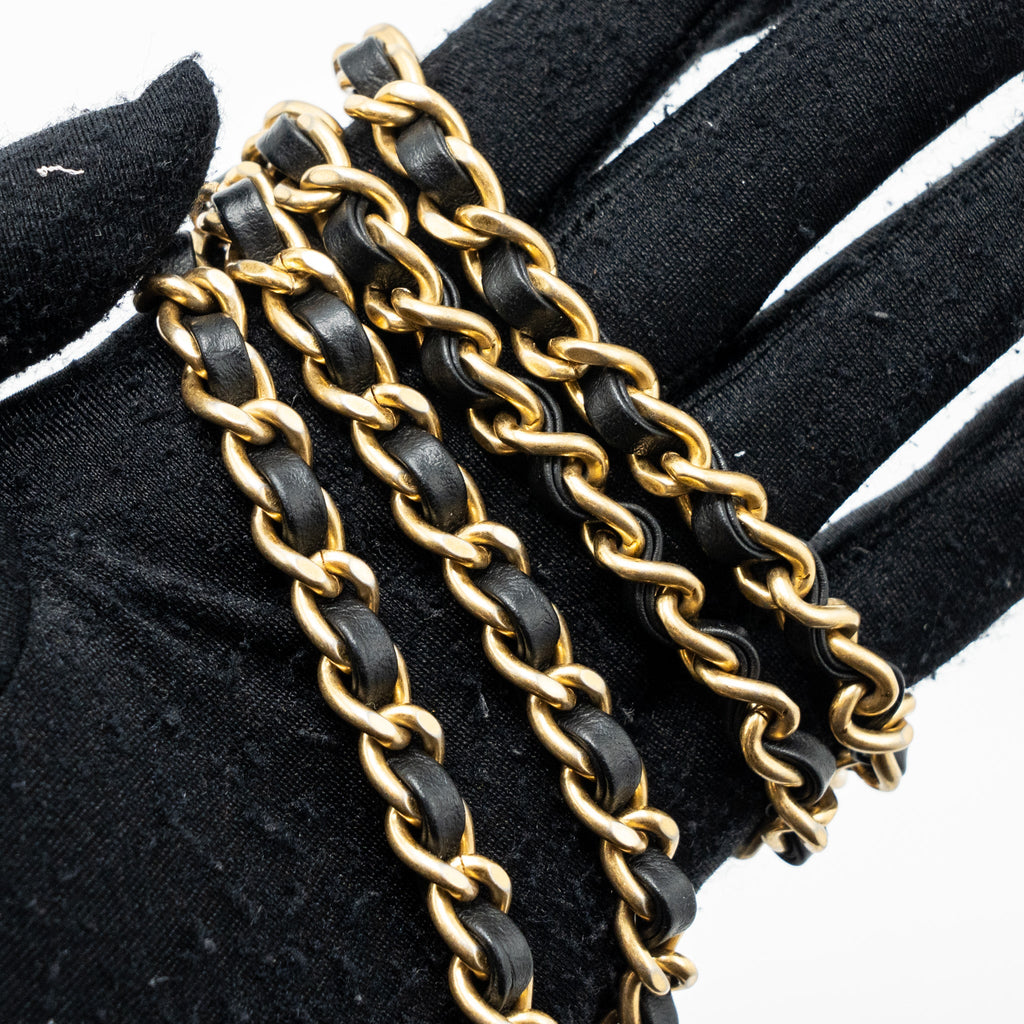CHANEL 2.55 REISSUE LUCKY CHARMS WALLET ON CHAIN AGED CALFSKIN BLACK GHW