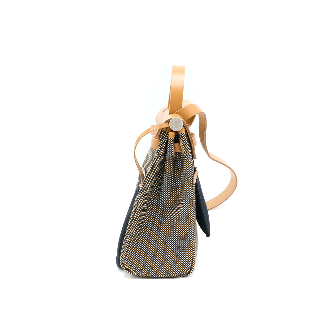 HERMES HERBAG 31 HUNTER/CANVAS NOIR-BLANC-DESERT/NAT SABLE SHW