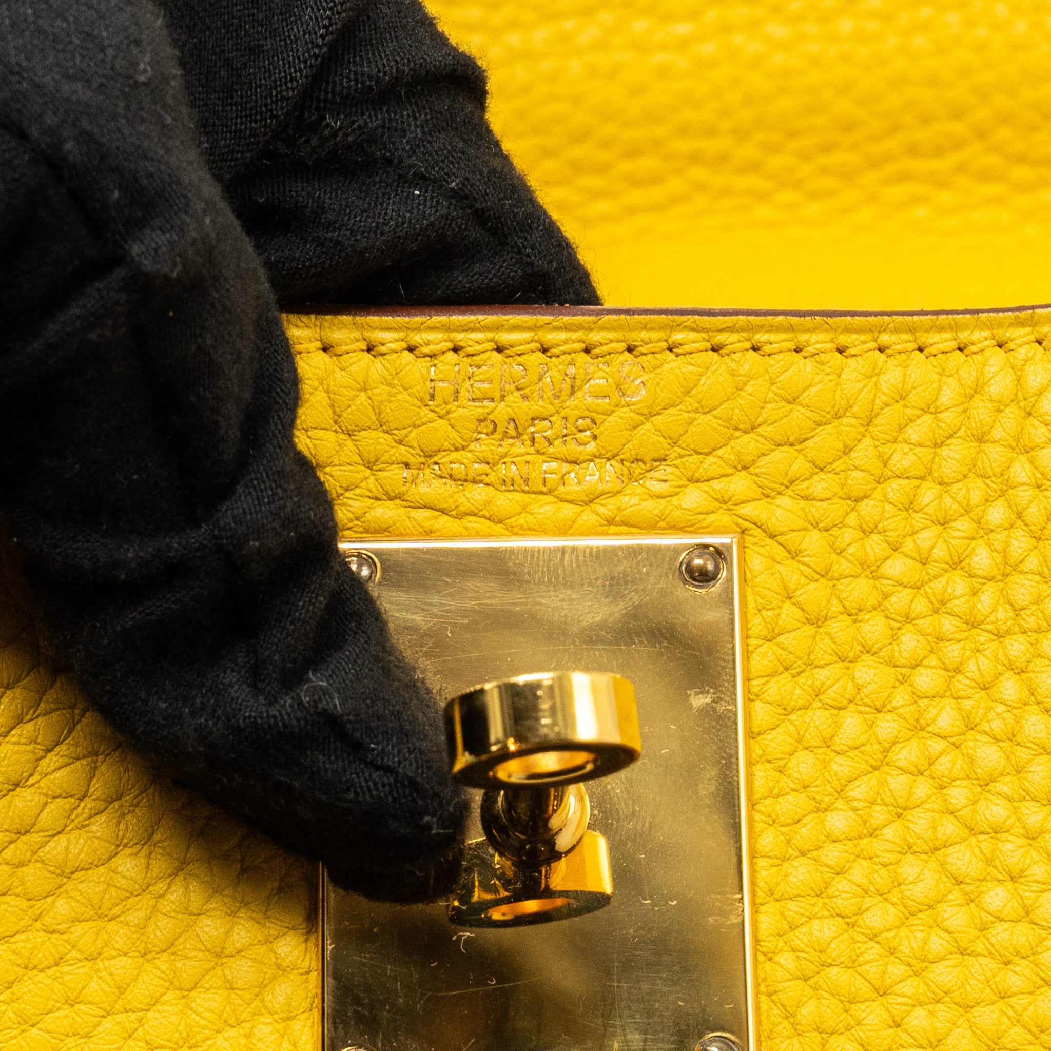 HERMES SHOULDER KELLY CLEMENCE JAUNE AMBER GHW