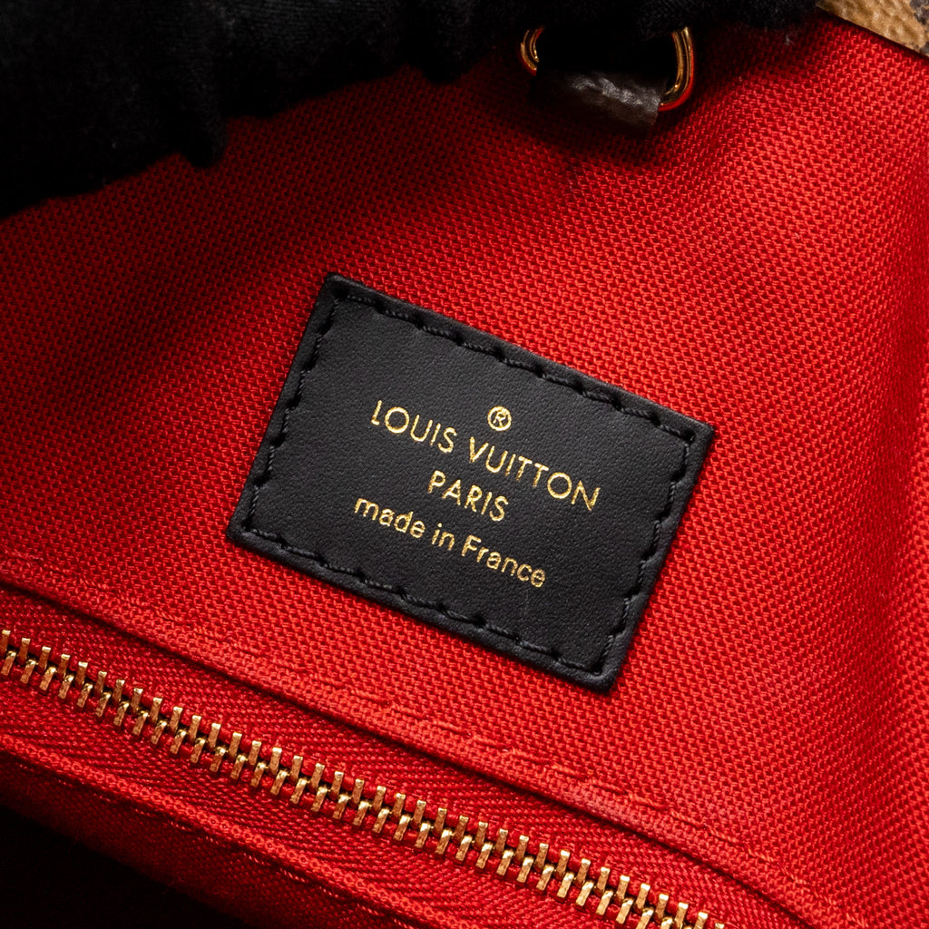 LOUIS VUITTON ONTHEGO MM MONOGRAM CANVAS GHW