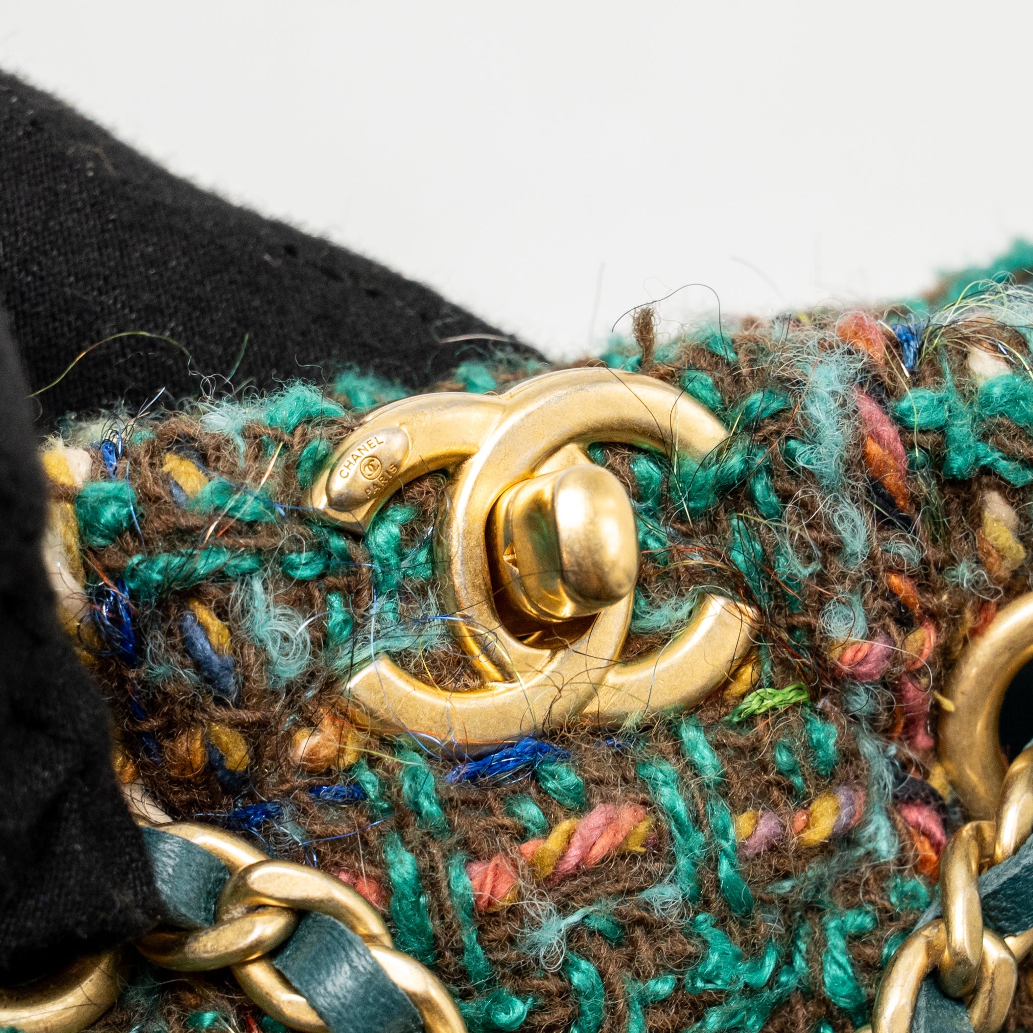 CHANEL BUCKET BACKPACK WITH CASE TWEED/LAMBSKIN DARK GREEN/MULTICOLOUR GHW (MICROCHIP)