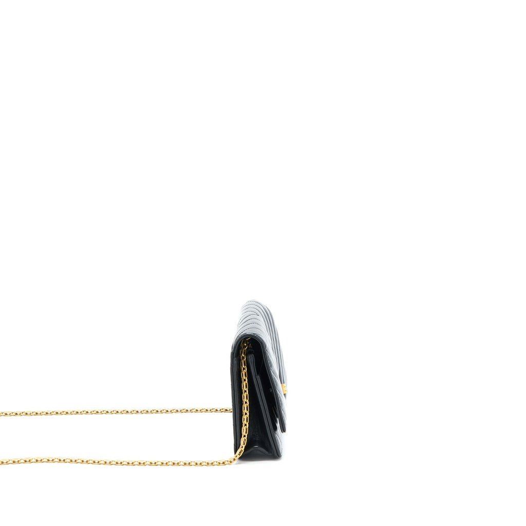CHANEL 2.55 REISSUE WALLET ON CHAIN CHEVRON AGED CALFSKIN BLACK BRUSHED GHW (MICROCHIP)