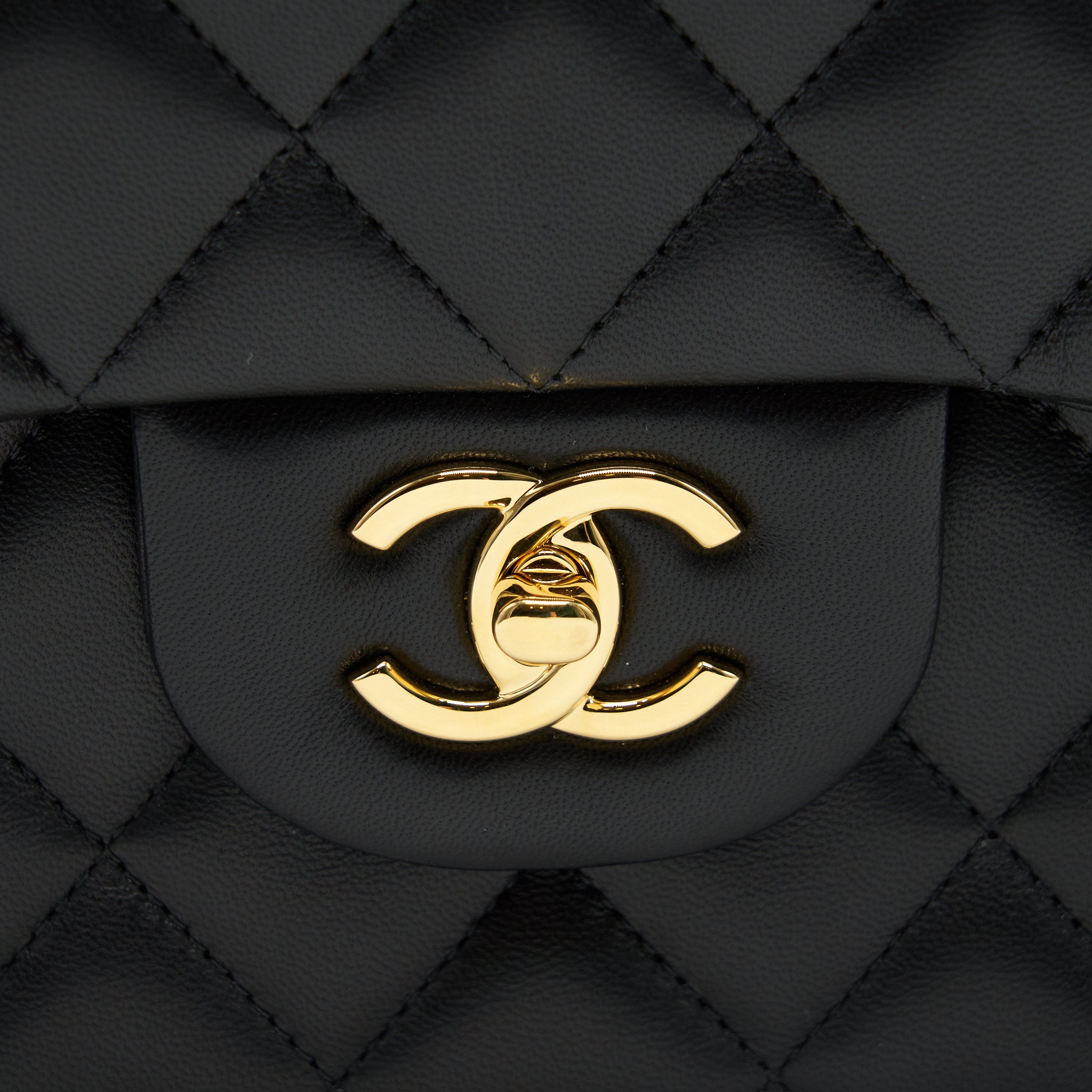 CHANEL CLASSIC DOUBLE FLAP JUMBO BAG LAMBSKIN BLACK GHW