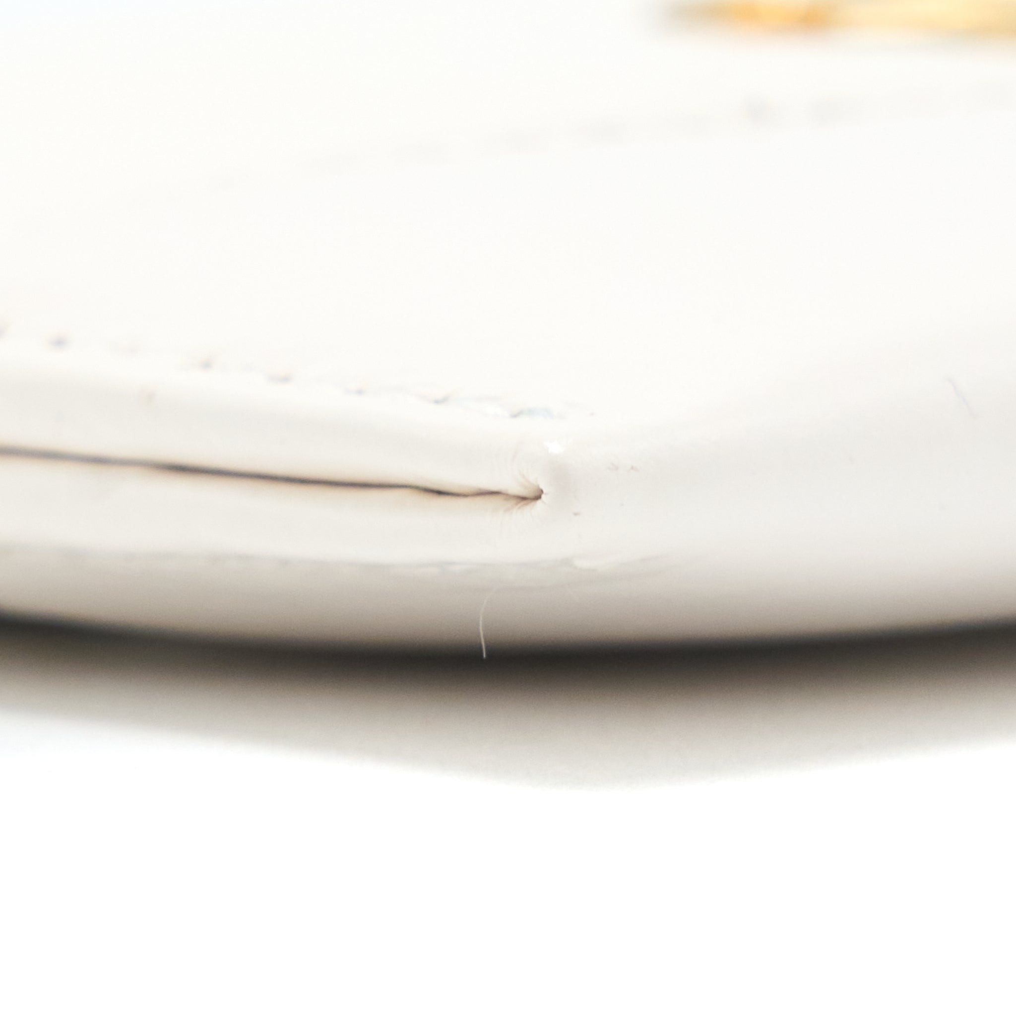 CHANEL CHEVRON CARD HOLDER CALFSKIN WHITE GHW