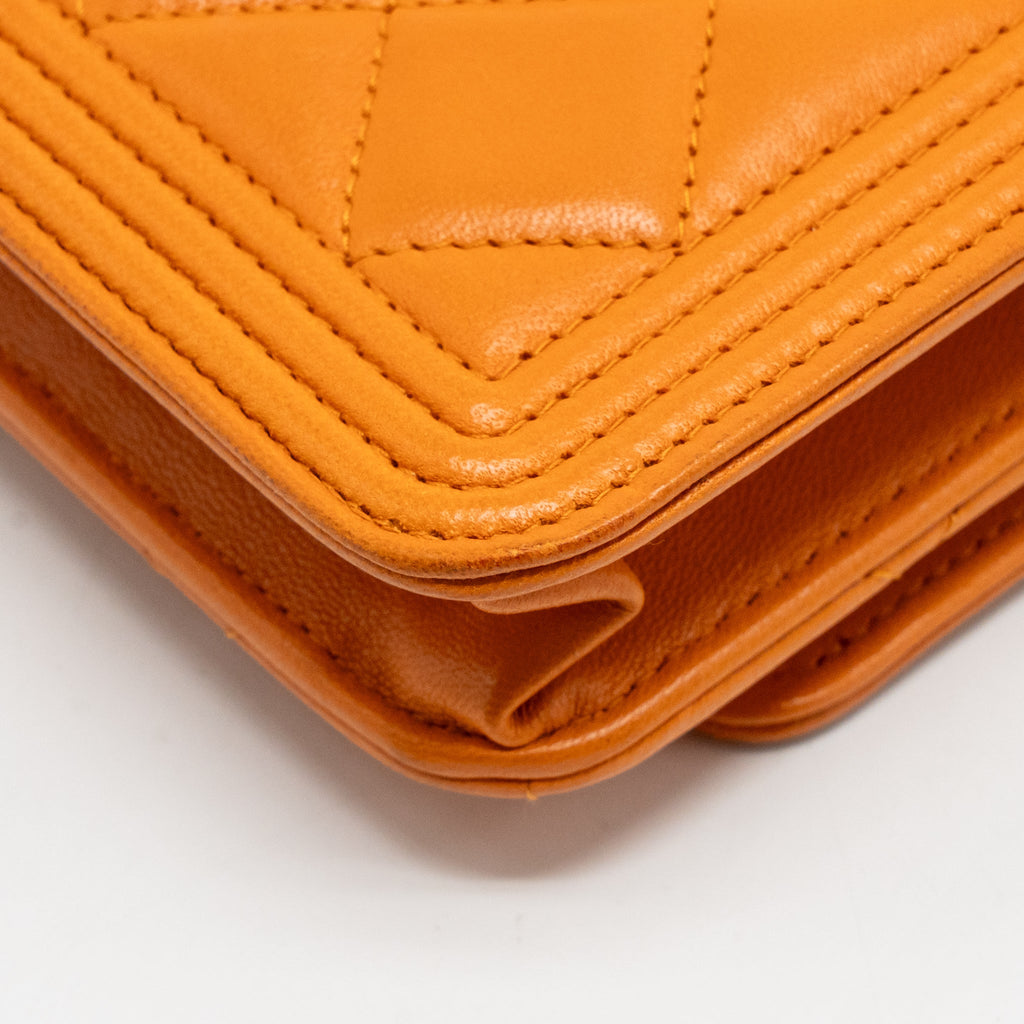 CHANEL BOY WALLET ON CHAIN LAMBSKIN ORANGE RUTHENIUM SILVER HARDWARE