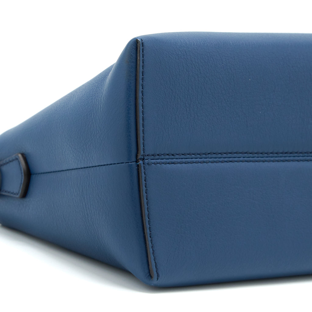 FENDI BY THE WAY CALFSKIN/ PYTHON DARK BLUE SHW