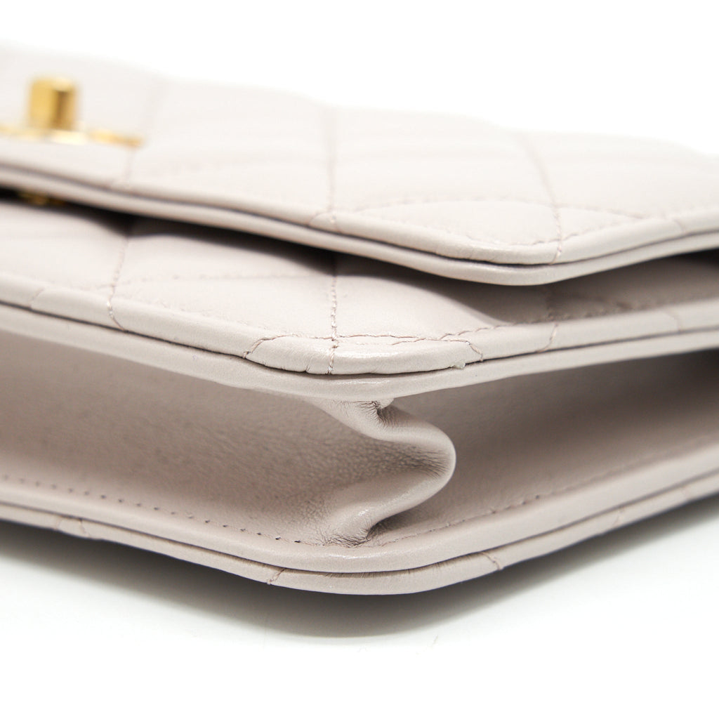 CHANEL PEARL CRUSHED PEARL WALLET ON CHAIN LILAC GHW