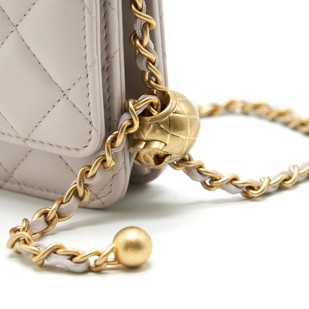 CHANEL PEARL CRUSHED PEARL WALLET ON CHAIN LILAC GHW
