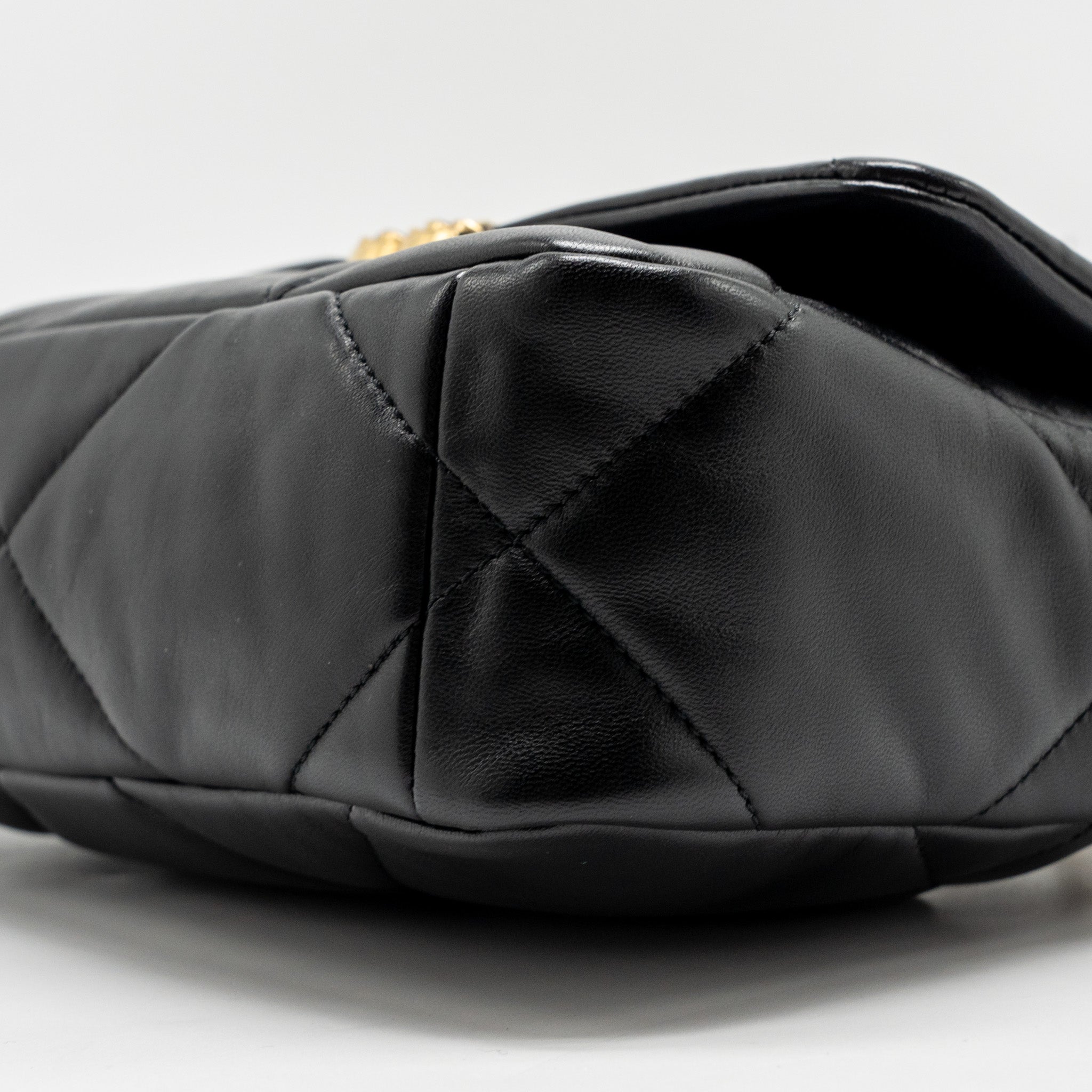 CHANEL SMALL 19 BAG LAMBSKIN BLACK MULTICOLOR HARDWARE (MICROCHIP)