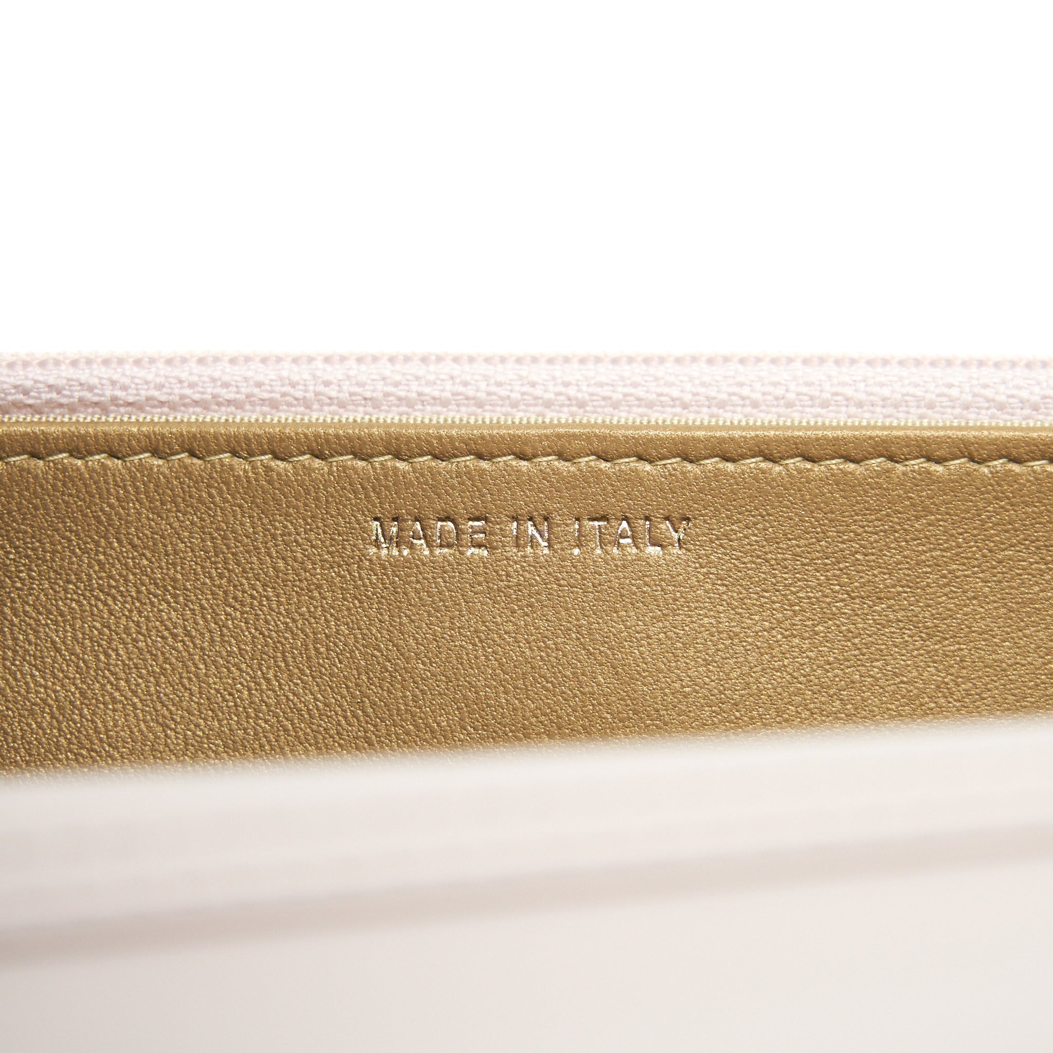 CHANEL 21B LIGHT PURPLE PEARL CRUSH WALLET ON CHAIN GHW