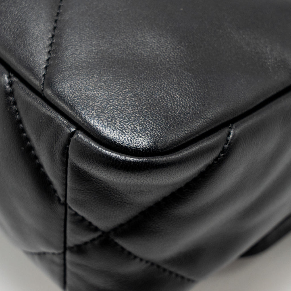 CHANEL SMALL 19 BAG LAMBSKIN BLACK MULTICOLOR HARDWARE (MICROCHIP)
