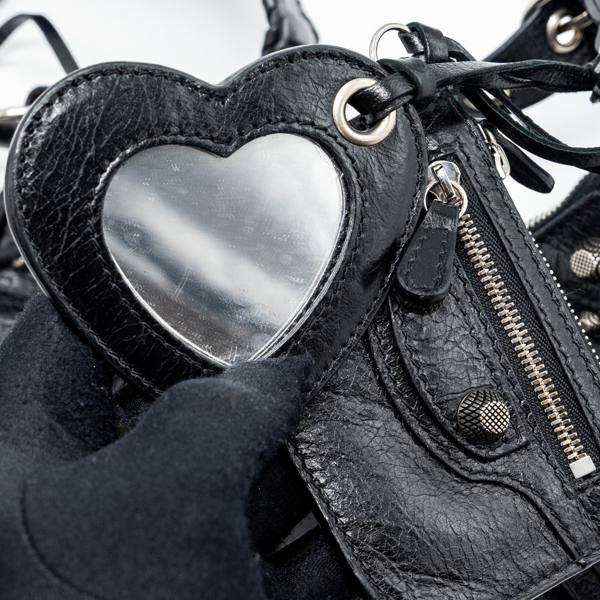 BALENCIAGA LE CARBO XS SHOULDER BAG LAMBSKIN BLACK SHW