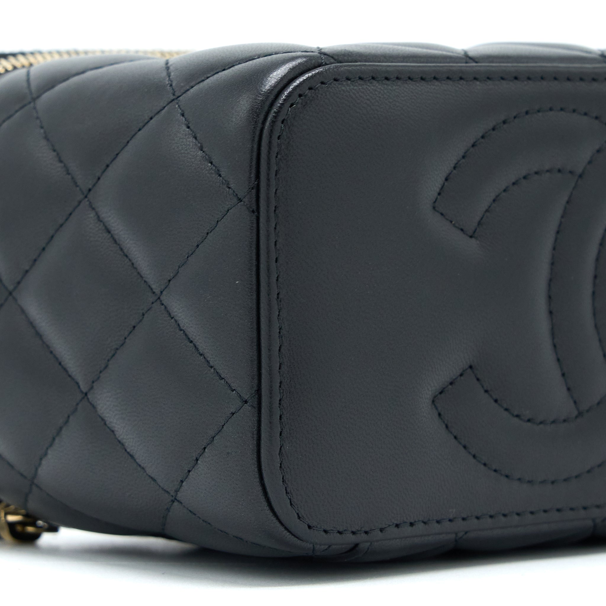 CHANEL PEAR CRUSH LONG VANITY WITH CHAIN LAMBSKIN BLACK GHW