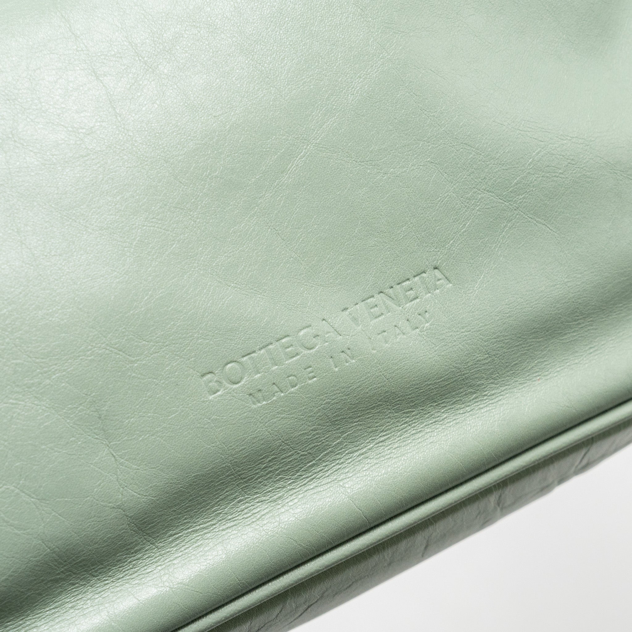 BOTTEGA VENETA KNOT SHOULDER BAG CALFSKIN LIGHT GREEN GHW