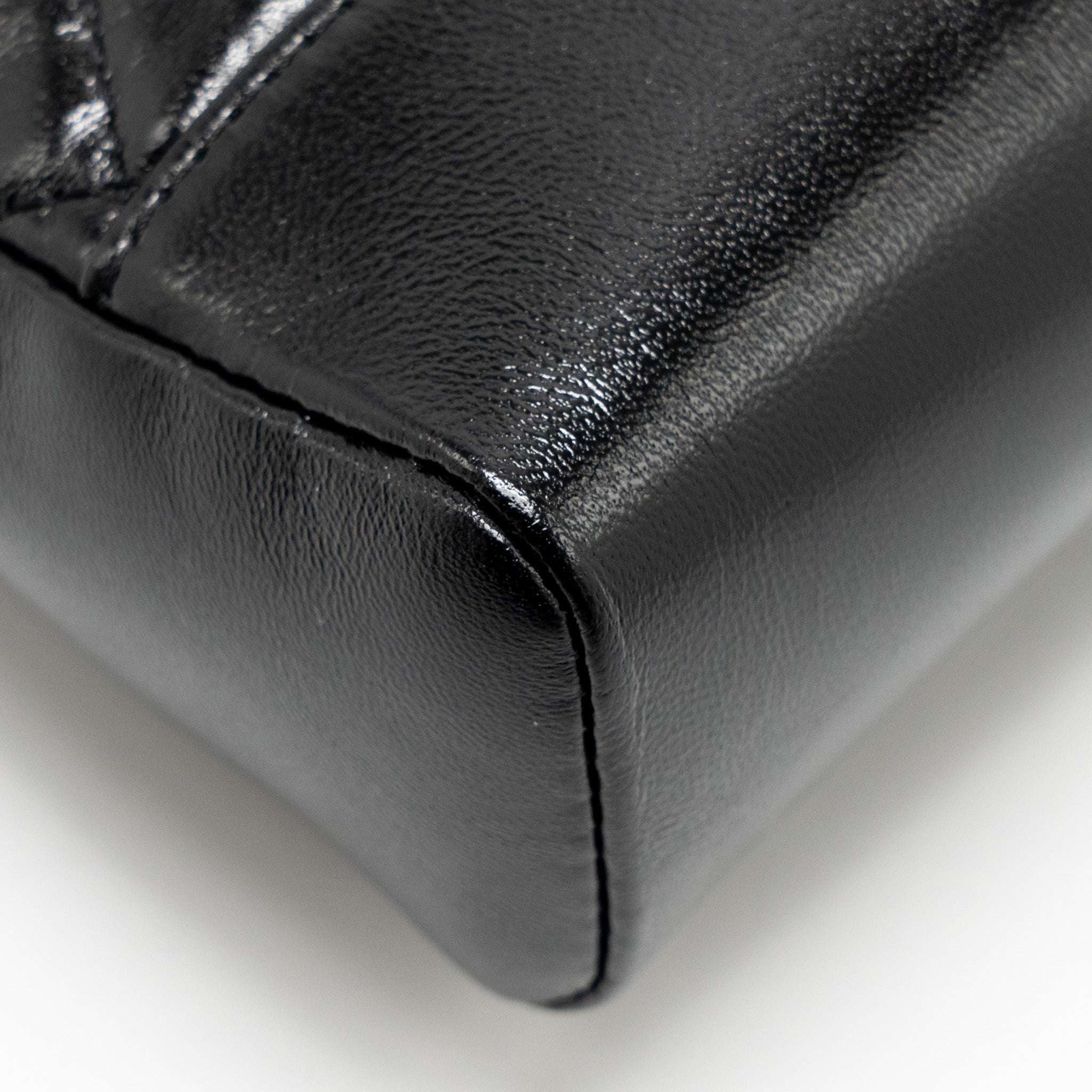 CHANEL MINI 31 BAG SHINY CALFSKIN BLACK LGHW (MICROCHIP)