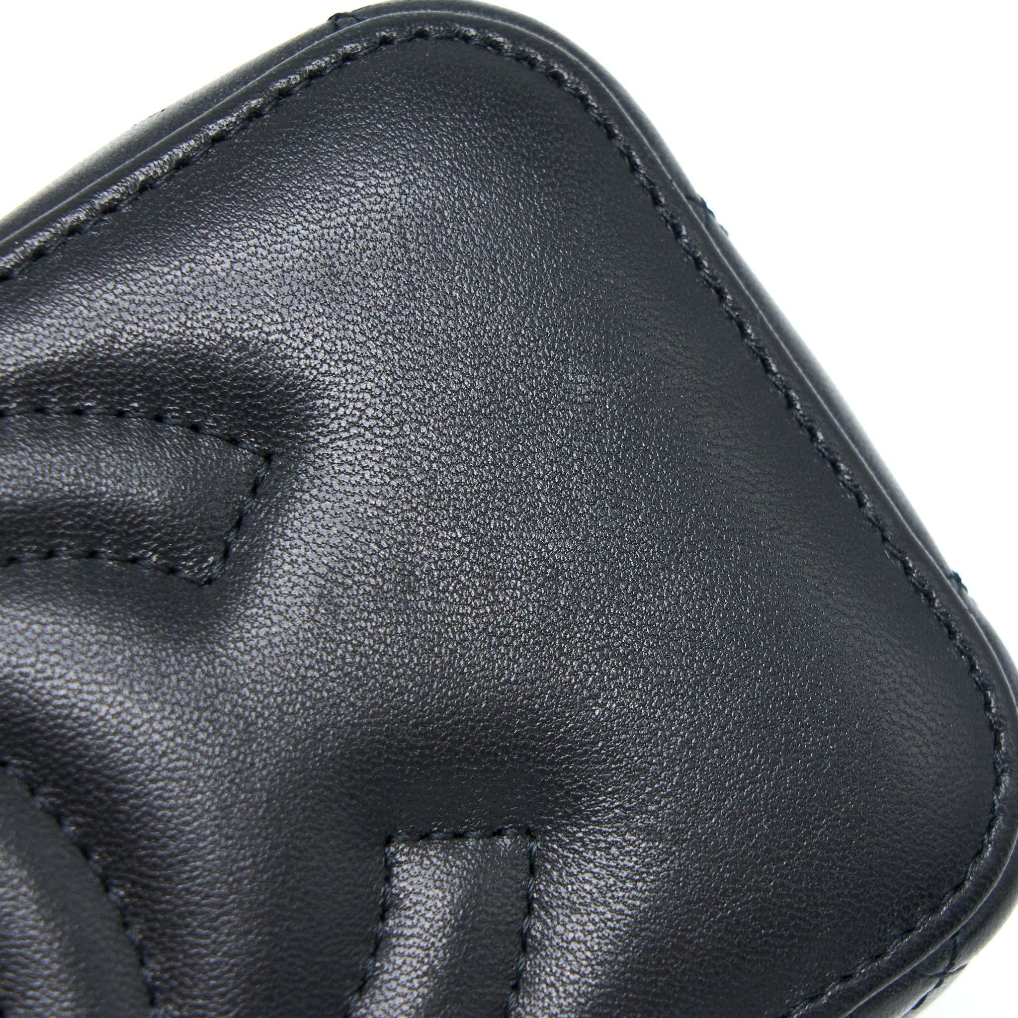 CHANEL PEAR CRUSH LONG VANITY WITH CHAIN LAMBSKIN BLACK GHW