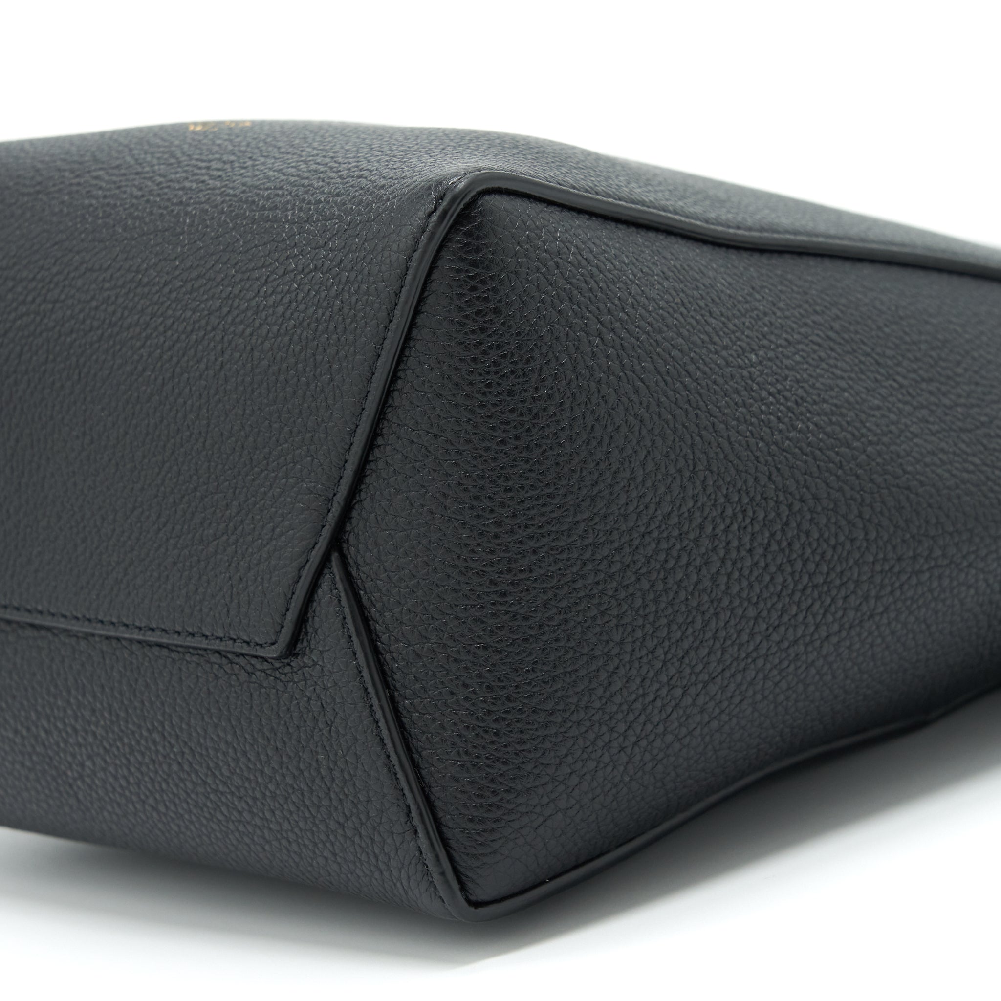 CELINE SMALL SANGLE BUCKET BAG SOFT GRAINED CALFSKIN BLACK GHW