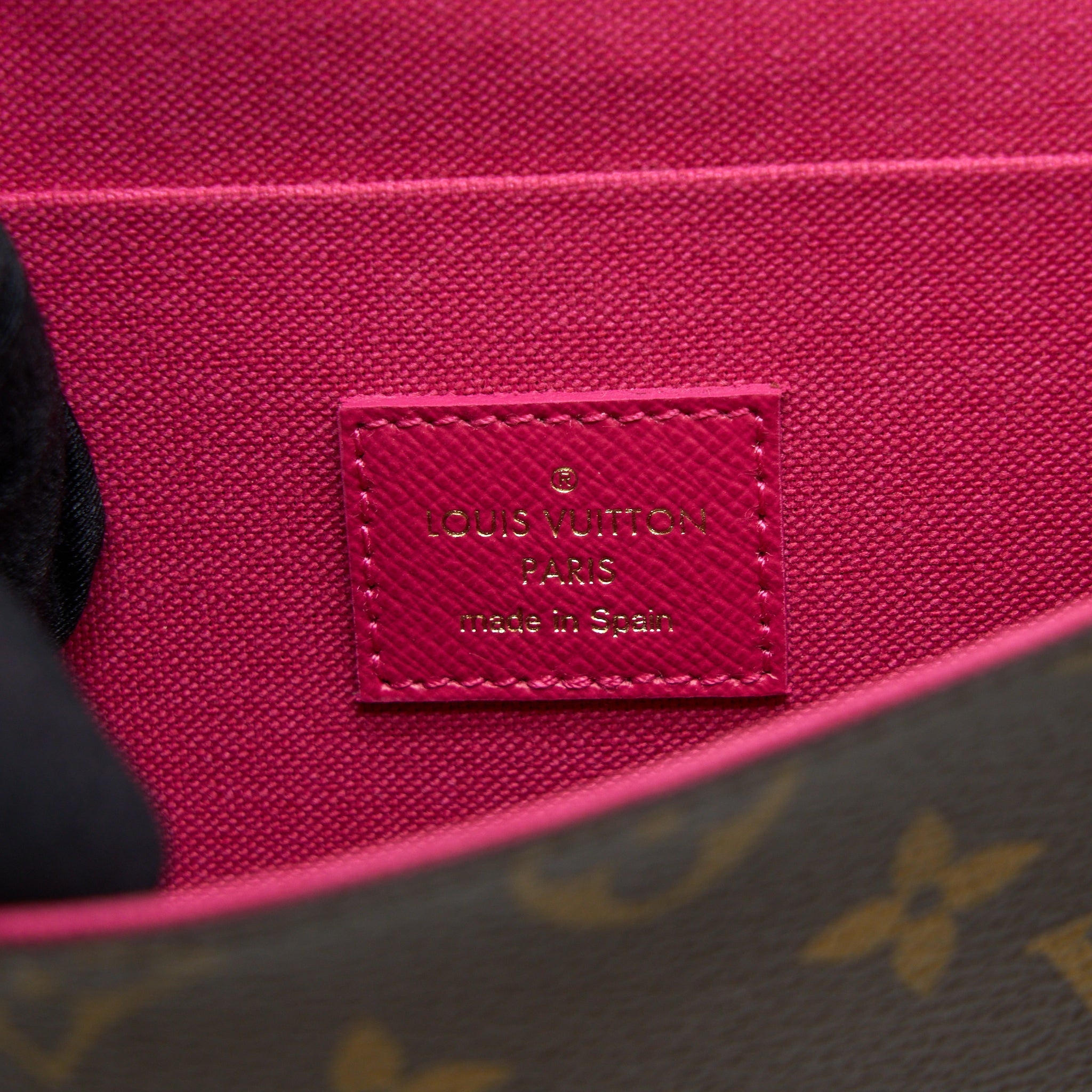 LOUIS VUITTON FELICIE POCHETTE VIVIENNE MASCOT ON HOLLYWOOD DRIVE MONOGRAM CANVAS GHW
