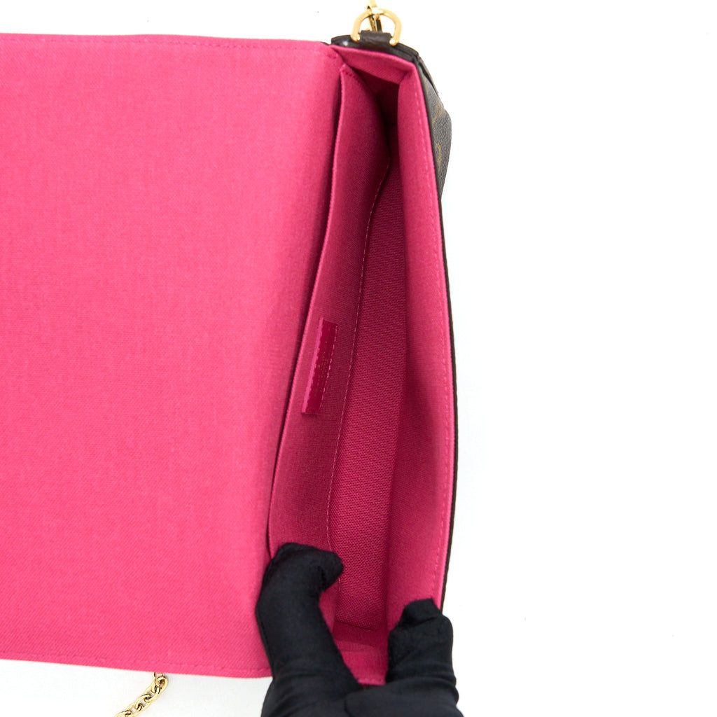 LOUIS VUITTON FELICIE POCHETTE VIVIENNE MASCOT ON HOLLYWOOD DRIVE MONOGRAM CANVAS GHW