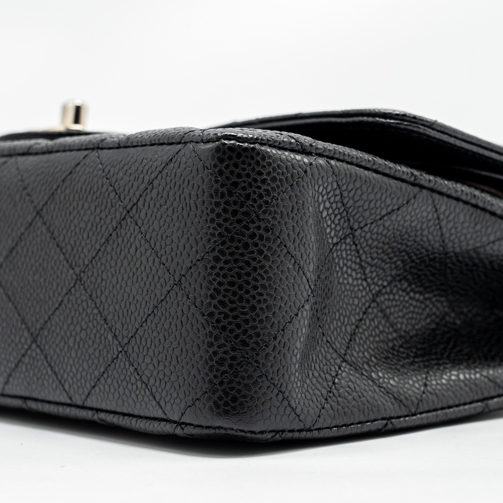 CHANEL MEDIUM CLASSIC DOUBLE FLAP BAG CAVIAR BLACK SHW
