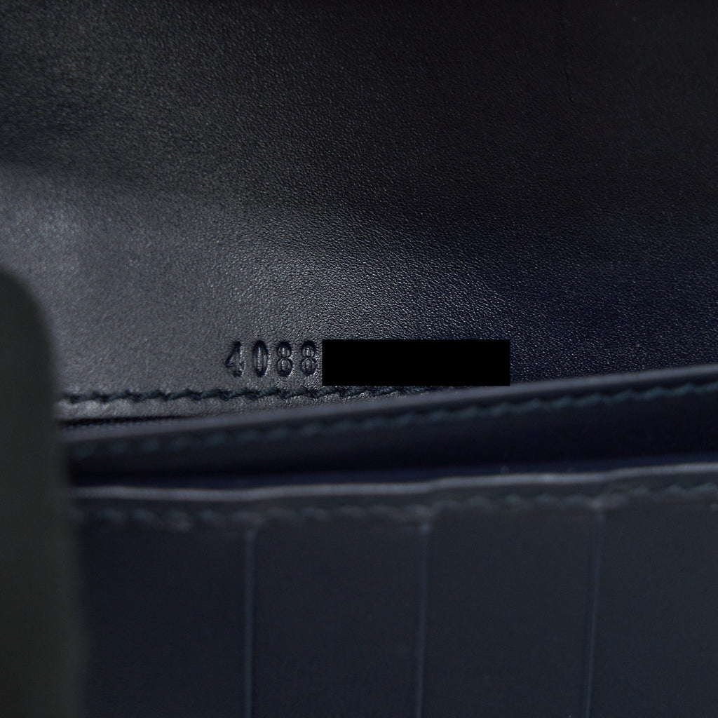 GUCCI MEN'S SIGNATURE WEB LEATHER LONG WALLET IN DARK NAVY