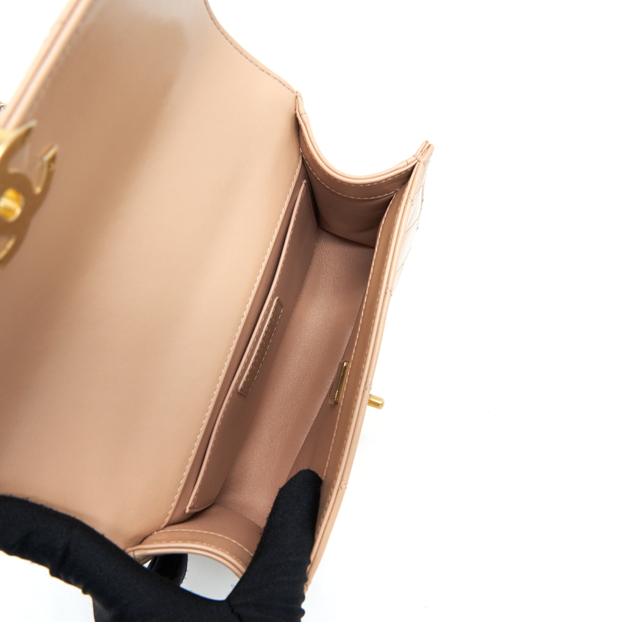 CHANEL 21A GOLD CRUSH FLAP BAG CALFSKIN BEIGE GHW