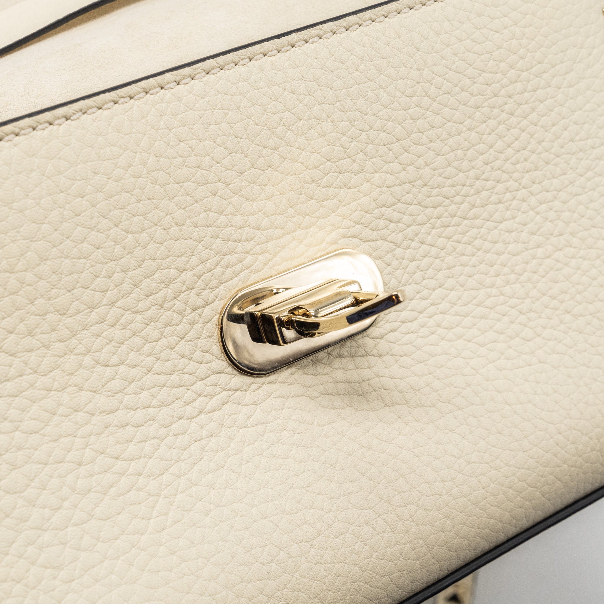 VALENTINO SMALL ROCKSTUD CROSSBODY BAG GRAINED CALFSKIN LIGHT IVORY LGHW