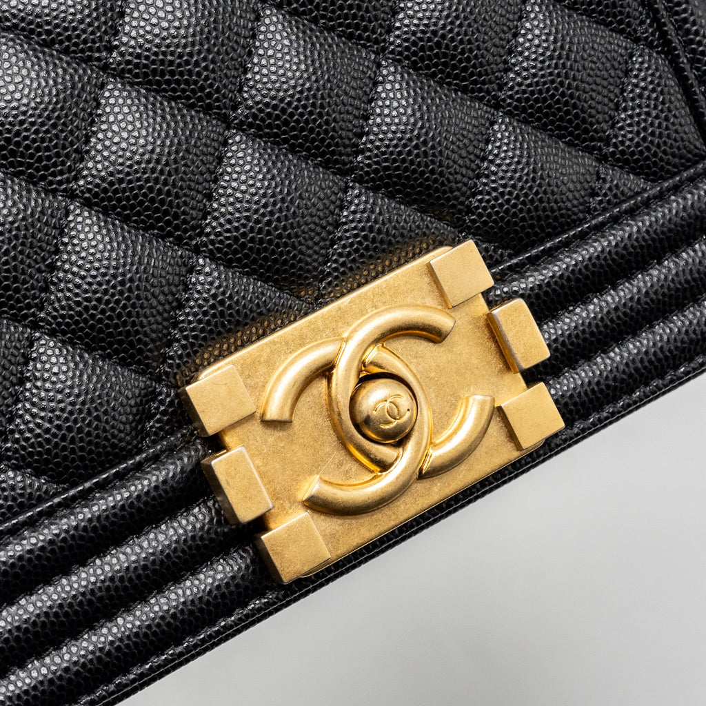 CHANEL SMALL BOY BAG CAVIAR BLACK GHW(MICROCHIP)