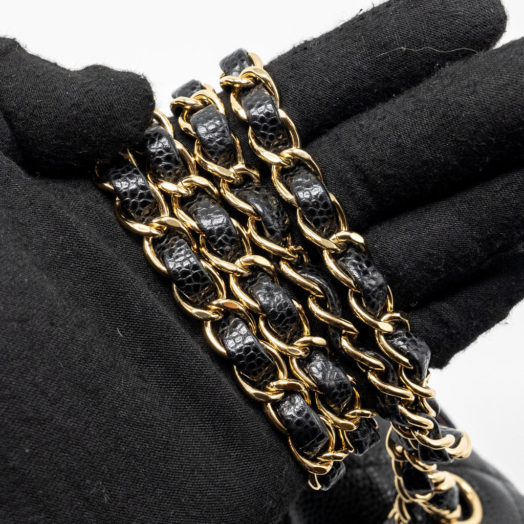 CHANEL MEDIUM CLASSIC DOUBLE FLAP BAG CAVIAR BLACK GHW