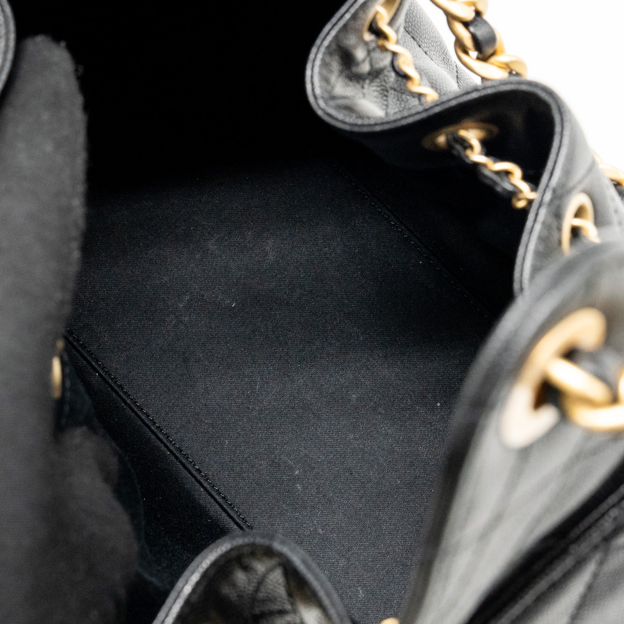 CHANEL SMALL 25 BAG CAVIAR BLACK GHW (MICROCHIP)
