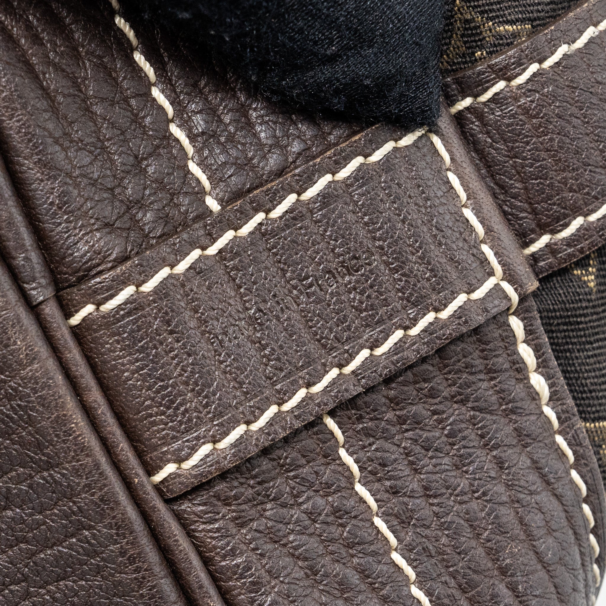 LOUIS VUITTON LIN NOE BAG FABRIC / LEATHER EBENE GHW