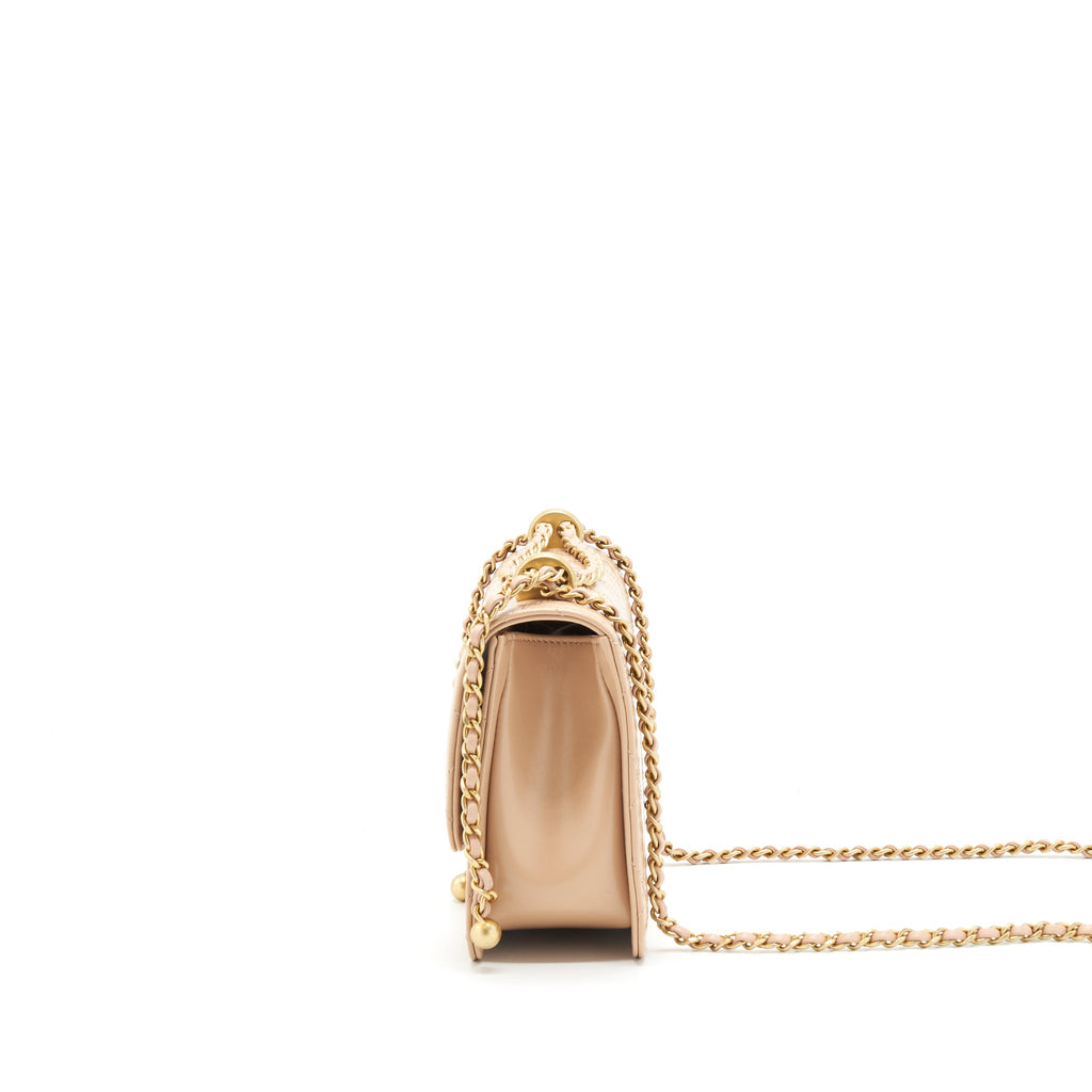 CHANEL 21A GOLD CRUSH FLAP BAG CALFSKIN BEIGE GHW