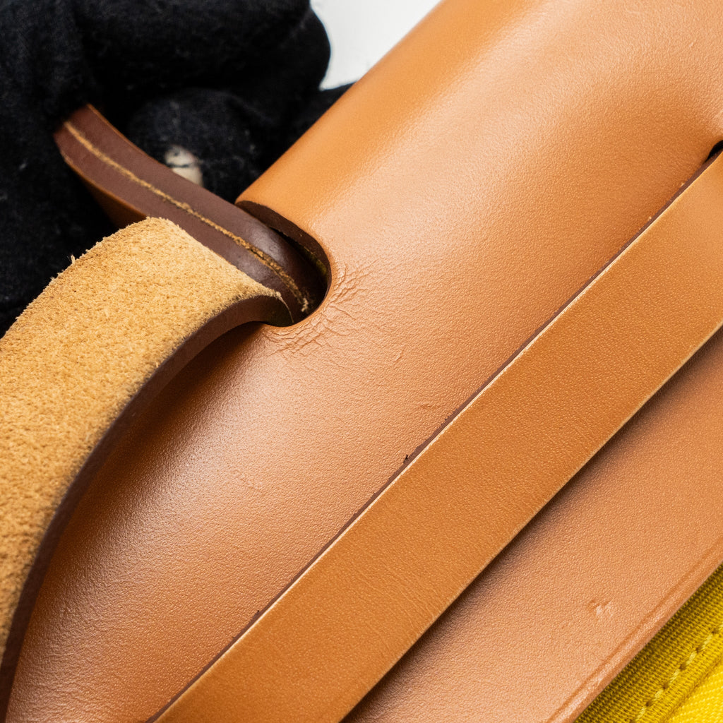 HERMES HERBAG 31 ZIP BAG CANVAS / LEATHER JAUNE DE NAPLES / NATURAL SHW